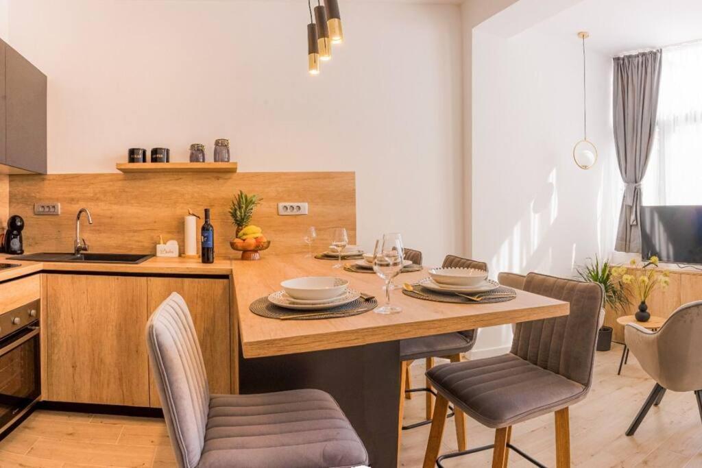 Luksuzni Apartman Ribica U Samom Centru Grada Split Eksteriør billede